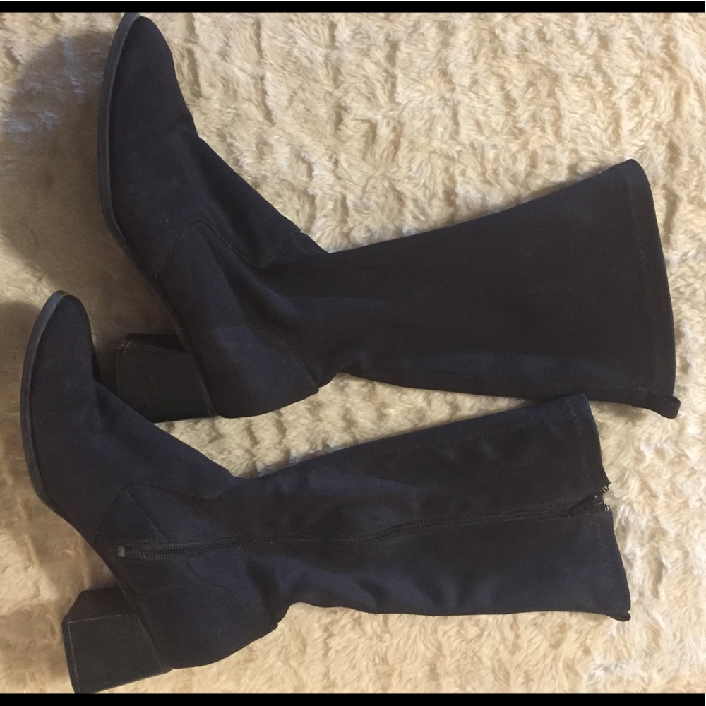 Tall Black Boots, Size 8
